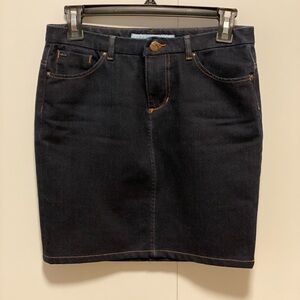 Joe’s Jeans dark denim stretch mini skirt, size 25